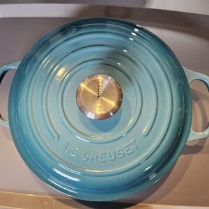 Le Creuset Caribbean Blue Enameled Cast Iron 2.25qt Braiser